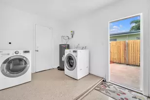 4872 NW 6th Ct, Plantation, FL 33317 - Photo 27