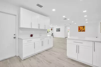 4872 NW 6th Court, Plantation, FL 33317 - Photo 13