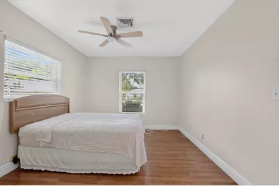 1011 SW 7th Street, Boca Raton, FL 33486 - Photo 11