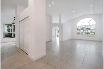 23390 Torre Circle, Boca Raton, FL 33433 - Photo 9
