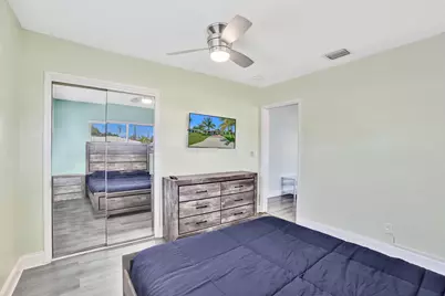 230 NE 45th Street, Oakland Park, FL 33334 - Photo 11
