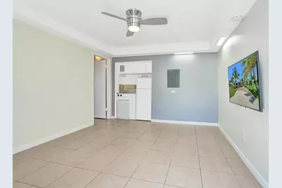 230 NE 45th Street, Oakland Park, FL 33334 - Photo 19