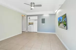 230 NE 45th St, Oakland Park, FL 33334 - Photo 19
