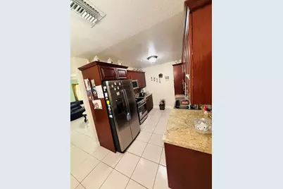 3335 10th Avenue N, Palm Springs, FL 33461 - Photo 5