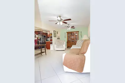 3335 10th Avenue N, Palm Springs, FL 33461 - Photo 7