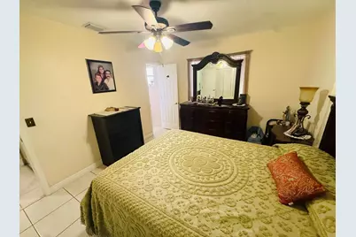 3335 10th Avenue N, Palm Springs, FL 33461 - Photo 7