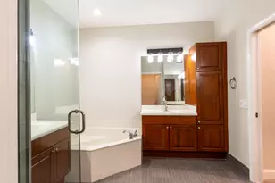 1639 Passion Vine Cir, Weston, FL 33326 - Photo 39