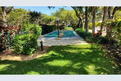 3800 Oaks Clubhouse Drive #112, Pompano Beach, FL 33069 - Photo 31