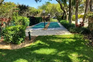 3800 Oaks Clubhouse Dr, Pompano Beach, FL 33069 - Photo 31