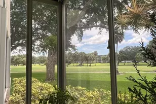 3800 Oaks Clubhouse Dr, Pompano Beach, FL 33069 - Photo 19