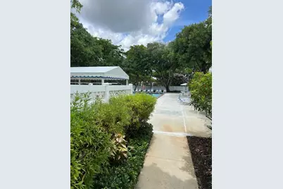 3800 Oaks Clubhouse Drive #112, Pompano Beach, FL 33069 - Photo 33