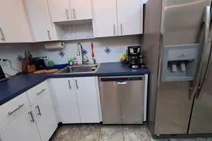 3800 Oaks Clubhouse Dr, Pompano Beach, FL 33069 - Photo 5