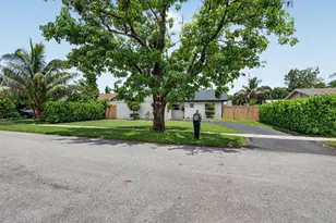 8131 NW 44th Ct, Lauderhill, FL 33351 - Photo 53