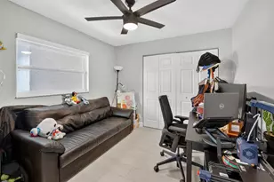 8131 NW 44th Ct, Lauderhill, FL 33351 - Photo 31