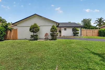 8131 NW 44th Court, Lauderhill, FL 33351 - Photo 49