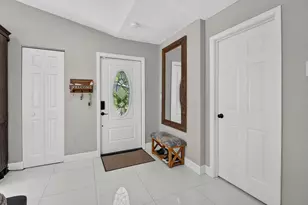 8131 NW 44th Ct, Lauderhill, FL 33351 - Photo 5