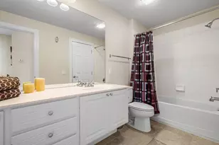 1154 Pinewood Lake Ct, Greenacres, FL 33415 - Photo 19