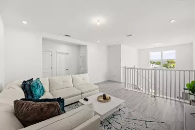 10704 SW Estella Lane, Port Saint Lucie, FL 34987 - Photo 17