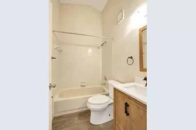 3066 S Oakland Forest Drive #902, Oakland Park, FL 33309 - Photo 11