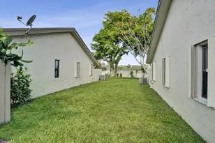 3066 S Oakland Forest Dr, Oakland Park, FL 33309 - Photo 35