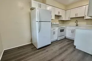 417 SE 12th Ct, Fort Lauderdale, FL 33316 - Photo 3
