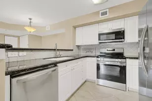 110 Yacht Club Way, Hypoluxo, FL 33462 - Photo 3
