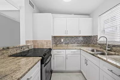 4565 Poinciana Street #1-2, Lauderdale by the Sea, FL 33308 - Photo 25
