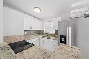 4565 Poinciana St, Lauderdale by the Sea, FL 33308 - Photo 19
