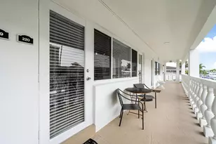 2881 NE 32nd St, Fort Lauderdale, FL 33306 - Photo 3