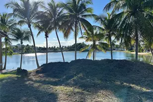20826 SW 85th Pl, Cutler Bay, FL 33189 - Photo 1