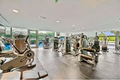5875 Collins Avenue #1606, Miami Beach, FL 33140 - Photo 15