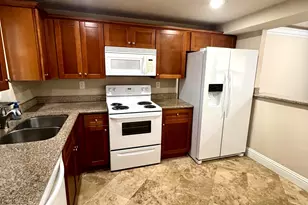 9235 SW 8th St, Boca Raton, FL 33428 - Photo 11