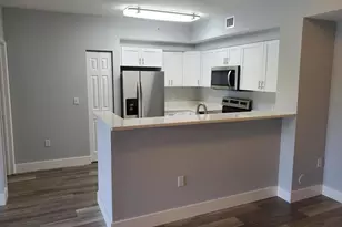 8070 N Nob Hill Rd, Tamarac, FL 33321 - Photo 1