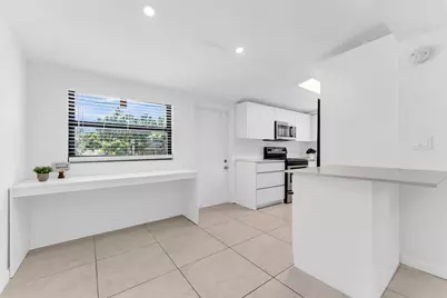 1712 NE 50th Court, Pompano Beach, FL 33064 - Photo 15