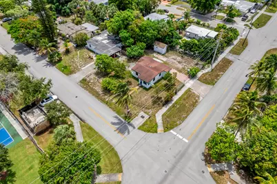 1712 NE 50th Court, Pompano Beach, FL 33064 - Photo 49