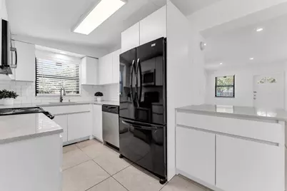 1712 NE 50th Court, Pompano Beach, FL 33064 - Photo 17