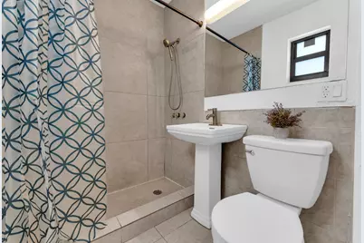 1712 NE 50th Court, Pompano Beach, FL 33064 - Photo 31