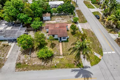 1712 NE 50th Court, Pompano Beach, FL 33064 - Photo 49
