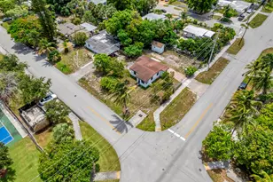 1712 NE 50th Ct, Pompano Beach, FL 33064 - Photo 49