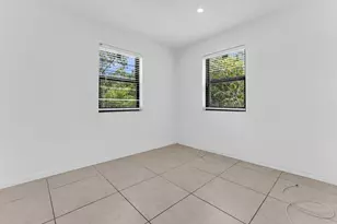 1712 NE 50th Ct, Pompano Beach, FL 33064 - Photo 25