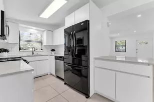 1712 NE 50th Ct, Pompano Beach, FL 33064 - Photo 17