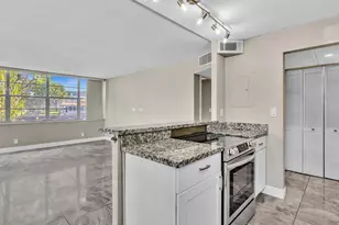 2741 Taft St, Hollywood, FL 33020 - Photo 21