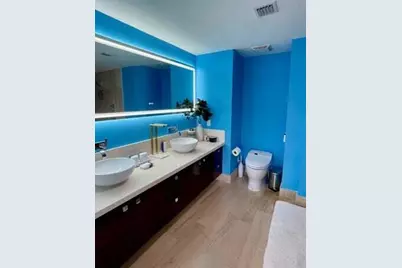 5875 Collins Avenue #1606, Miami Beach, FL 33140 - Photo 5