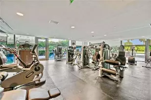 5875 Collins Ave, Miami Beach, FL 33140 - Photo 15