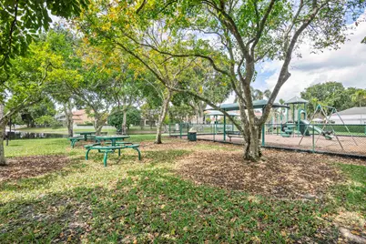 11622 NW 13th Manor, Coral Springs, FL 33071 - Photo 53