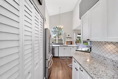 11622 NW 13th Manor, Coral Springs, FL 33071 - Photo 11