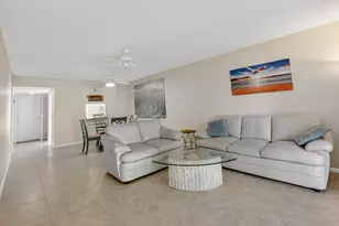 265 SE 10th St, Deerfield Beach, FL 33441 - Photo 13