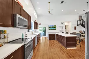 10951 SW 58th Ct, Davie, FL 33328 - Photo 7