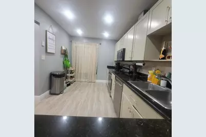 9210 NW 14th Street #273, Pembroke Pines, FL 33024 - Photo 5
