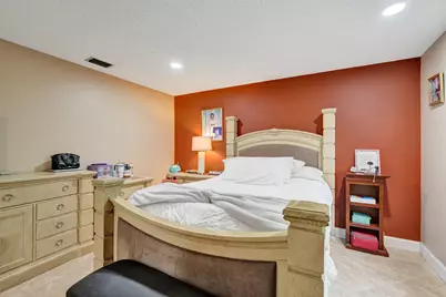 6134 E Wauconda Way E, Lake Worth, FL 33463 - Photo 13